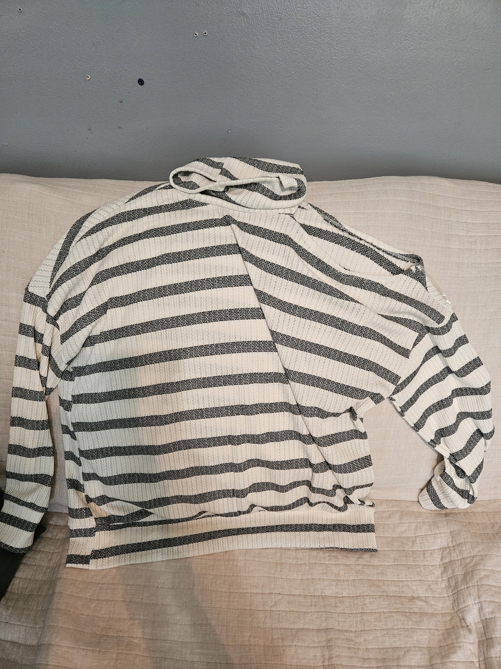 ANDREE BY UNIT Black and White Striped Cowl Neck Sweater